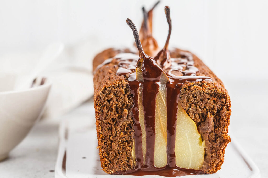 Veganer Schoko-Birnen-Kuchen mit Zucchini