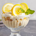 Zitronen-Trifle - Englisches Schichtdessert mit Biskuit & Cream Cheese