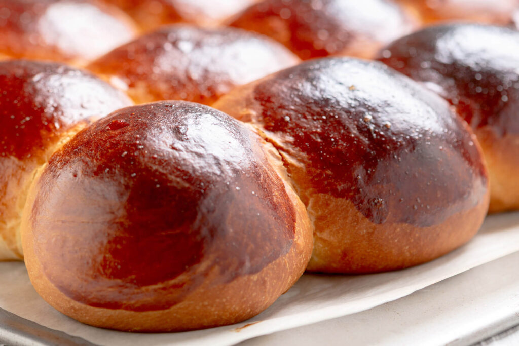 Aromatische Butter-Vanille-Brötchen aus Hefeteig