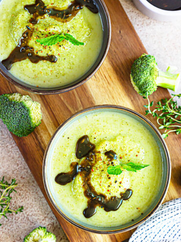 Cremige Brokkoli-Sellerie-Suppe (ohne Sahne & Milch)