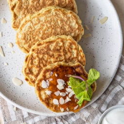 Haferflocken-Pancakes mit Mandelmilch