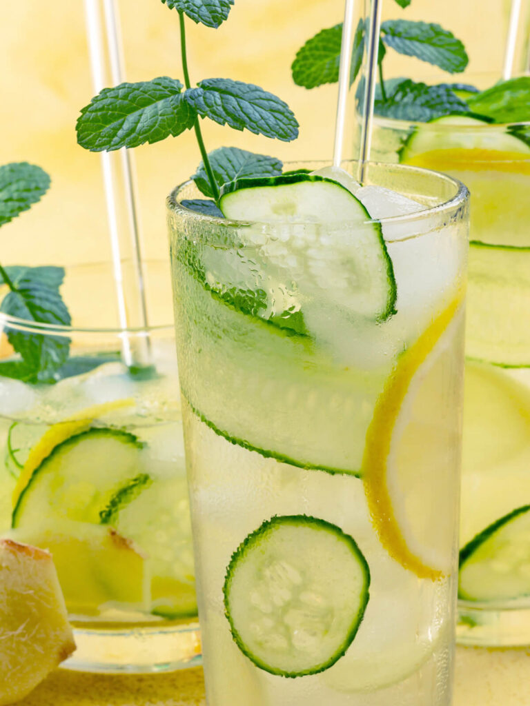 Hausgemachtes Sommergetränk: das berühmte Sassy-Wasser (Sassy Water)