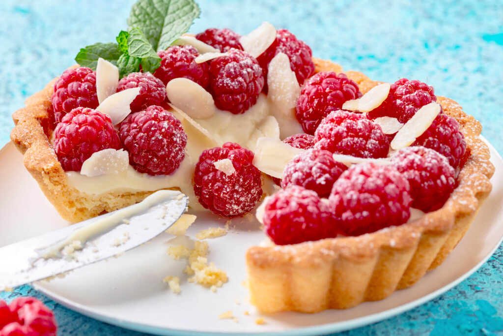 Himbeer-Tartelettes mit klassischer Vanillecreme