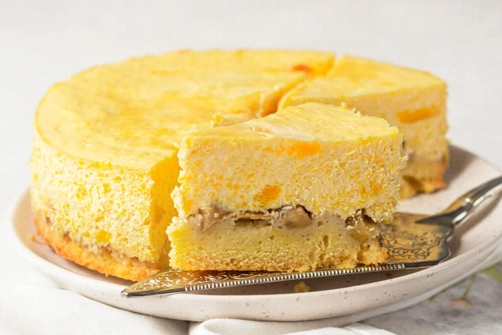 Kürbis-Cheesecake mit Äpfeln und Karamell