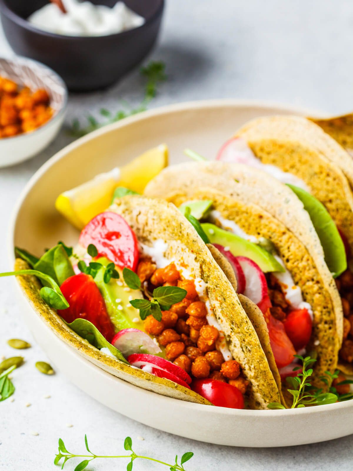 Vegane Kichererbsen-Fladen (Socca-Style) für Tacos