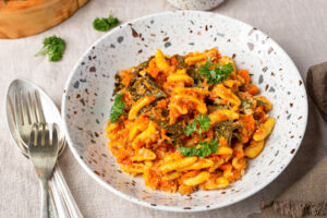 Cavatelli-Pasta mit Grünkohl und Rinderragù