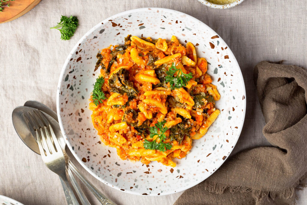 Cavatelli-Pasta mit Grünkohl und Rinderragù