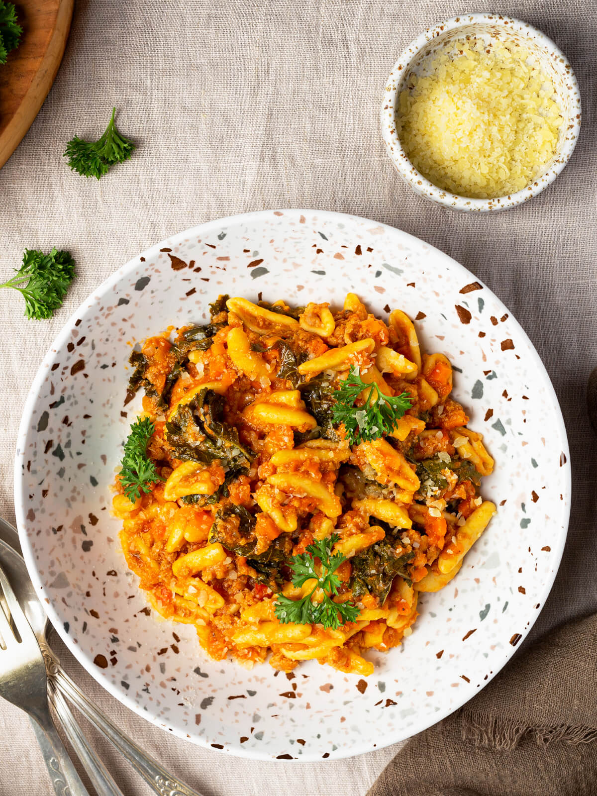Cavatelli-Pasta mit Grünkohl und Rinderragù