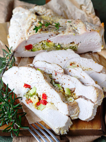 Gefüllte Putenbrust mit Gemüse & Käse (aus dem Ofen)