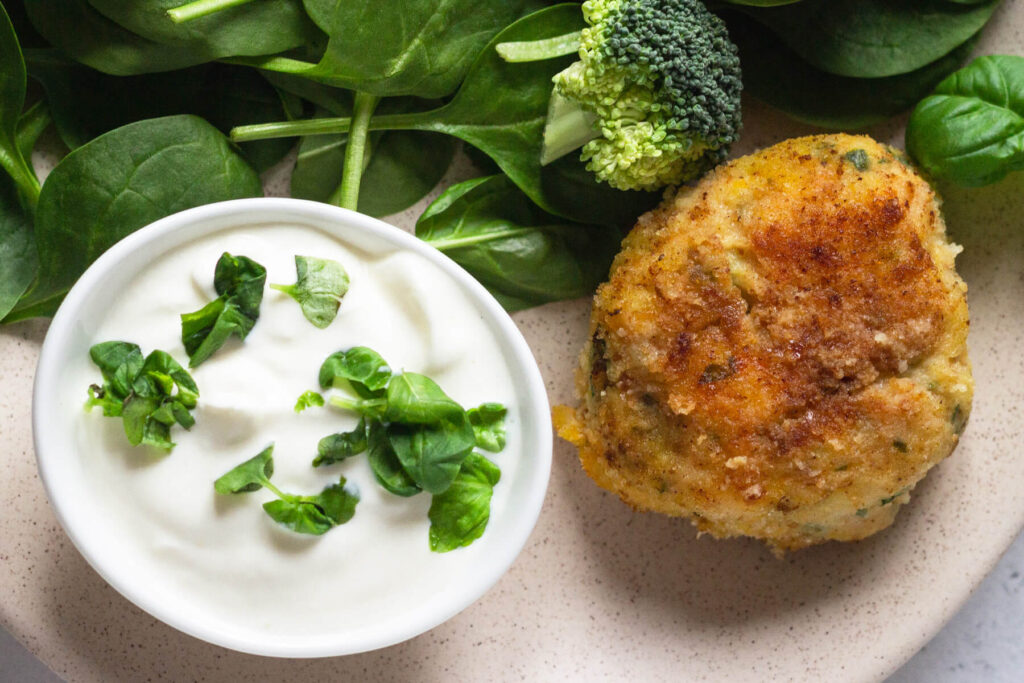 Saftige Hähnchenfrikadellen mit Spinat und Karotte