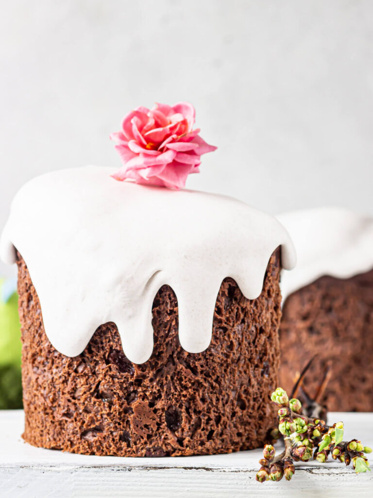 Schokoladen-Kulich mit Rosinen - Ostergebäck