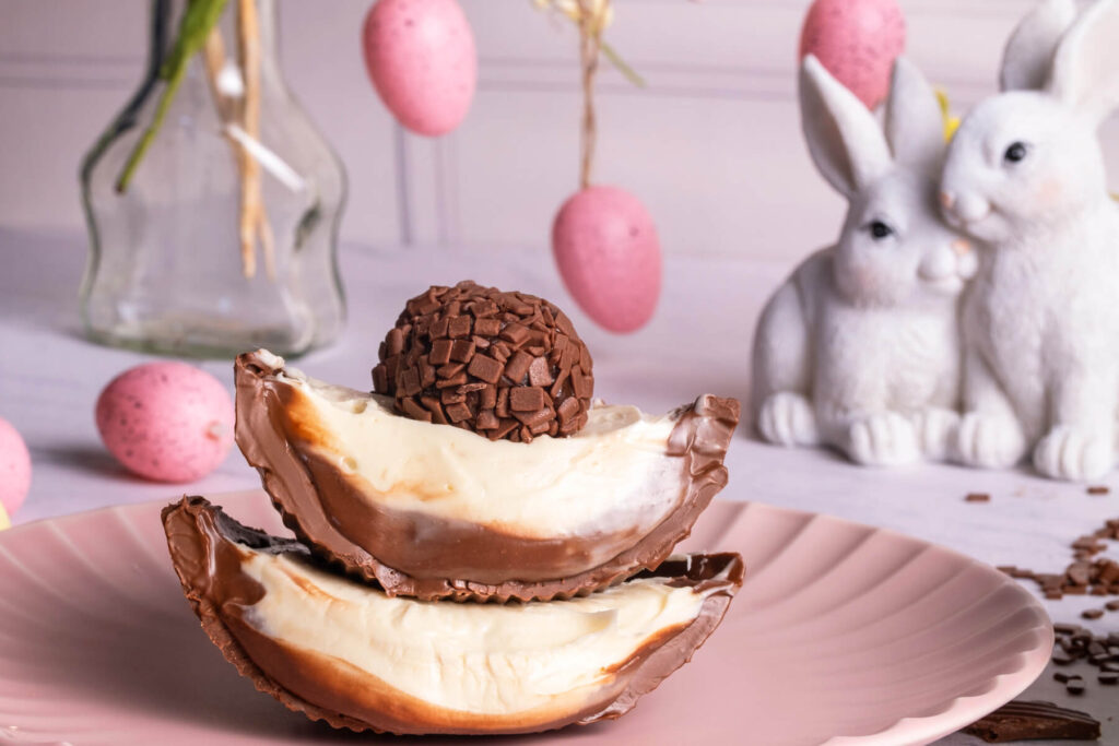 Brasilianisches Gourmet-Osterei mit Brigadeiro-Füllung