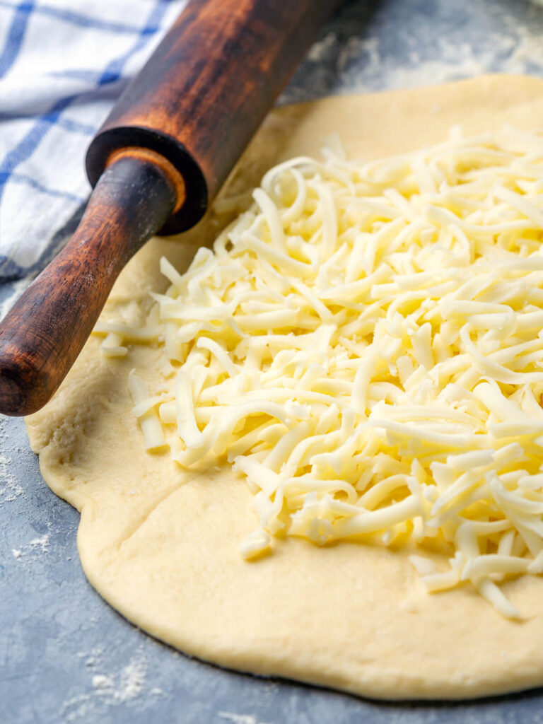 Imeruli-Khachapuri (Chatschapuri) - georgischer Käsefladen