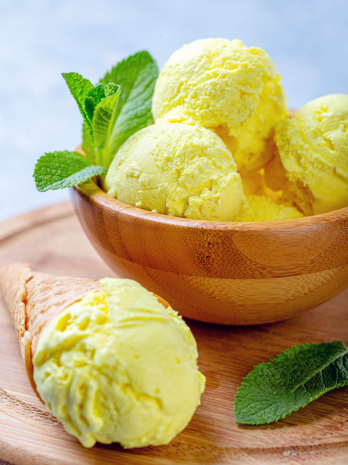 Kurkuma-Eis mit Vanille (ohne Eismaschine)