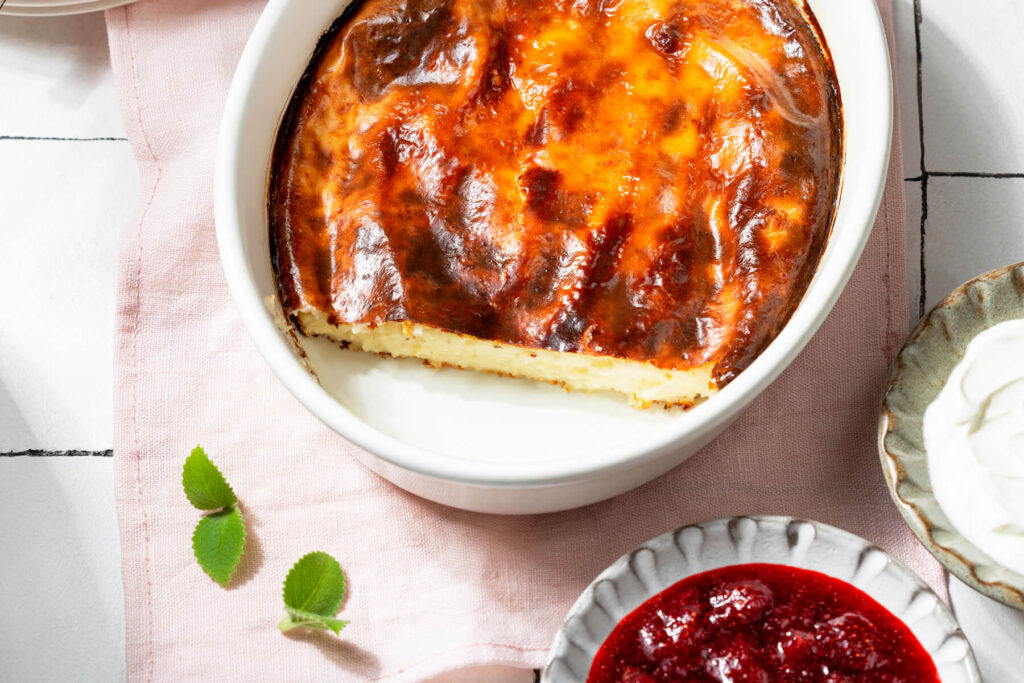 Quarkauflauf mit Erdbeer-Thymian-Sauce