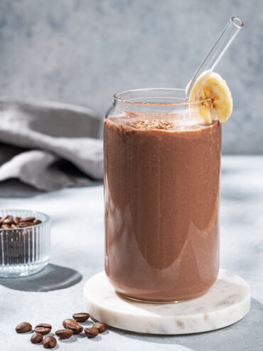Schoko-Kaffee-Smoothie mit Banane