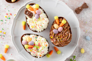 Schoko-Ostereier mit Cheesecake-Füllung