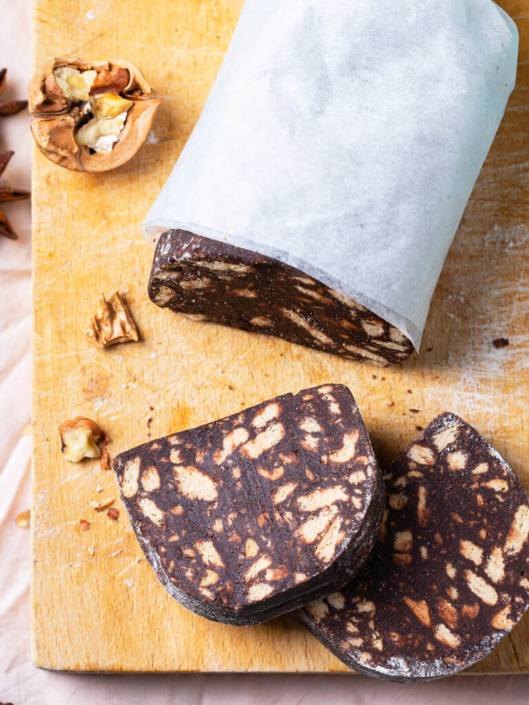 Schokoladensalami – Italienisches Dessert ohne Backen mit Butterkeksen