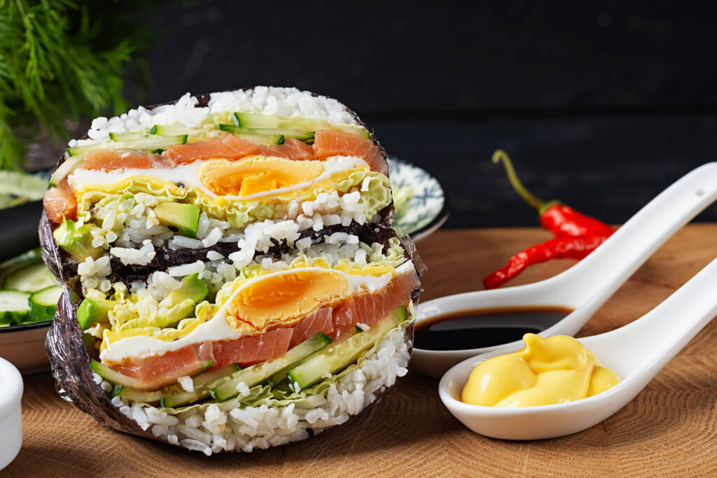 Sushi-Burger mit Lachs & Avocado