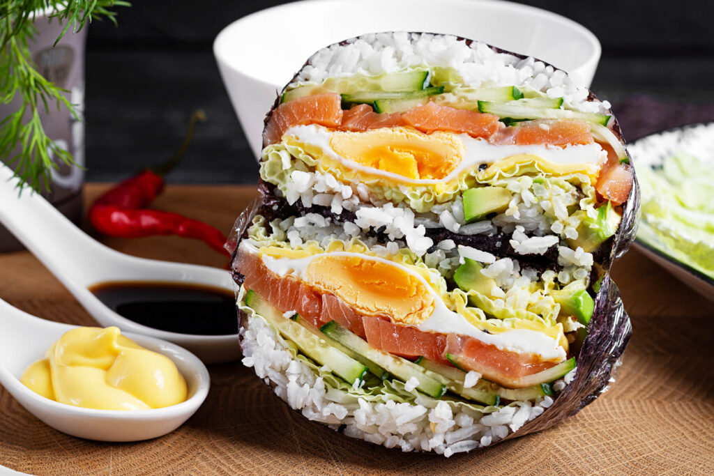 Sushi-Burger mit Lachs & Avocado