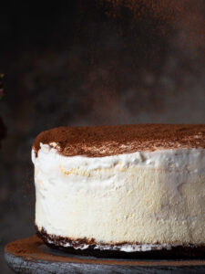 Tiramisu-Cheesecake - Käsekuchen mit Espresso-Biskuit & Mascarpone