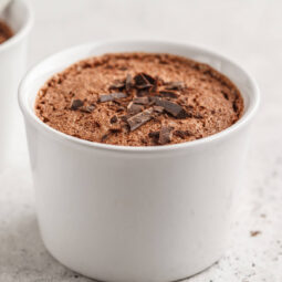 Vegane Schokomousse aus Aquafaba