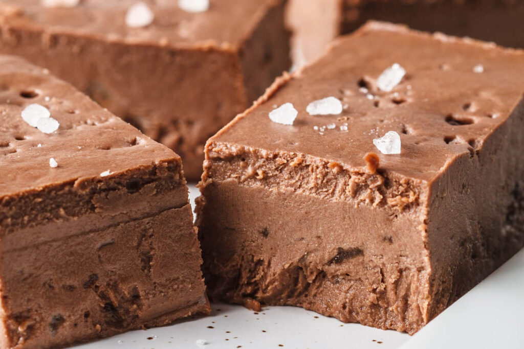 Veganer Schoko-Fudge ohne Backen