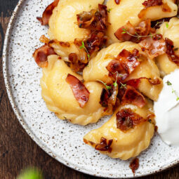 Wareniki mit Kartoffel-Käse-Füllung