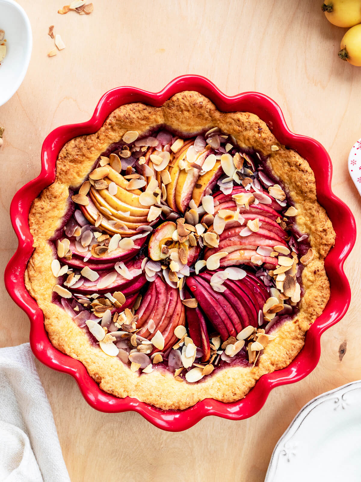 Apfel-Cranberry-Tarte mit Mandelblättchen