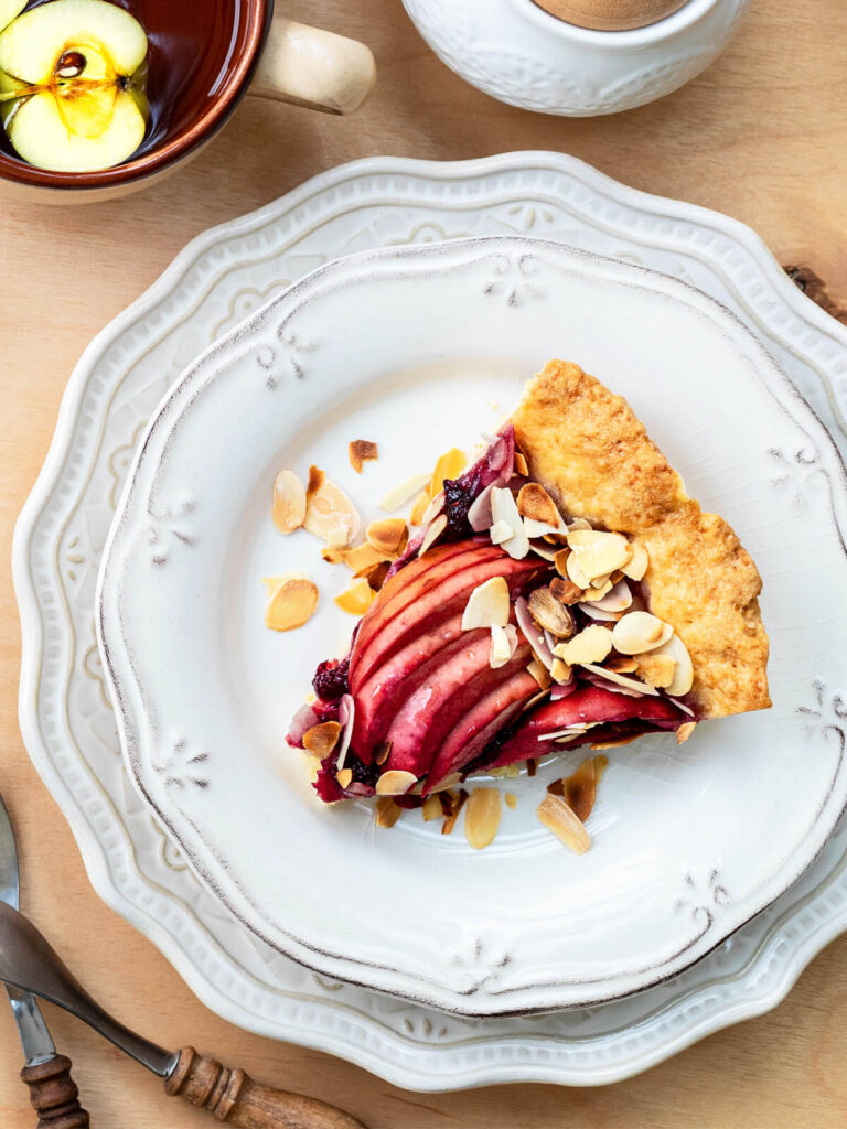 Apfel-Cranberry-Tarte mit Mandelblättchen