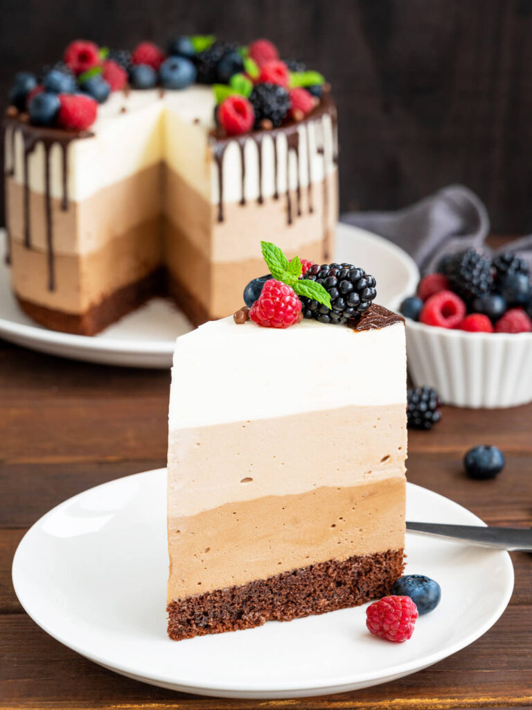 Drei-Schokoladen-Mousse-Torte