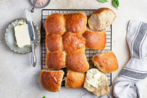 Fluffige Kartoffelbrötchen: Saftiges Rezept für weiche Hefebrötchen
