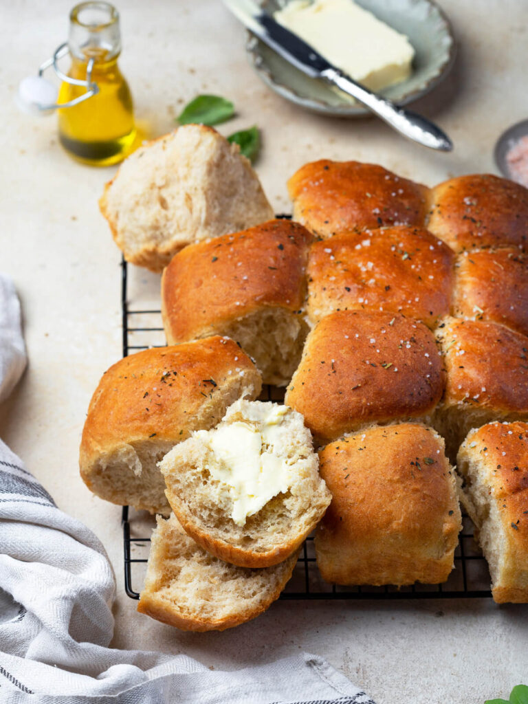 Fluffige Kartoffelbrötchen: Saftiges Rezept für weiche Hefebrötchen