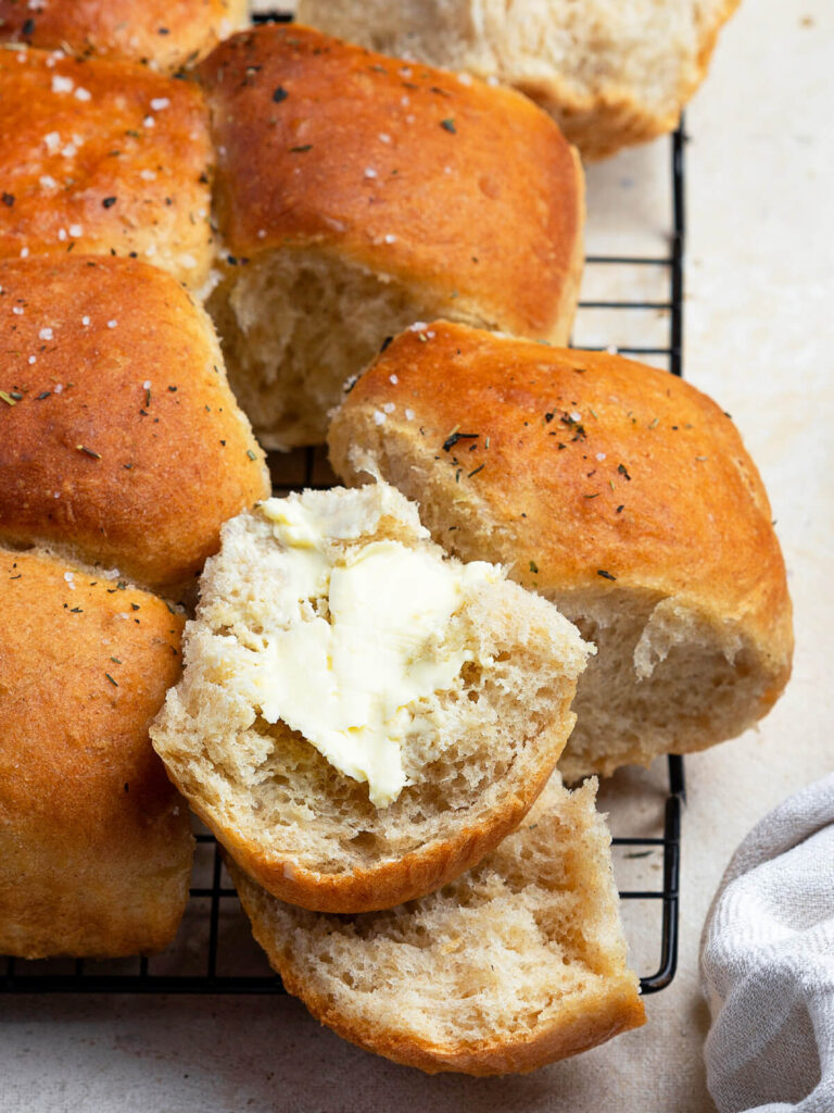 Fluffige Kartoffelbrötchen: Saftiges Rezept für weiche Hefebrötchen