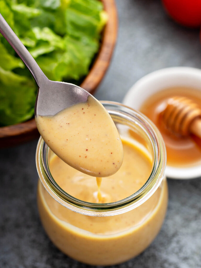 Honig-Senf-Dressing – Das cremige Salatdressing, das in 5 Minuten fertig ist