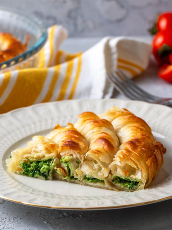 Ispanaklı Börek – Türkische Spinat-Börek-Schnecke