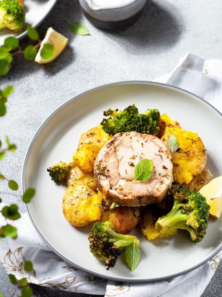Lachsmedaillons mit Ofenkartoffeln & Brokkoli