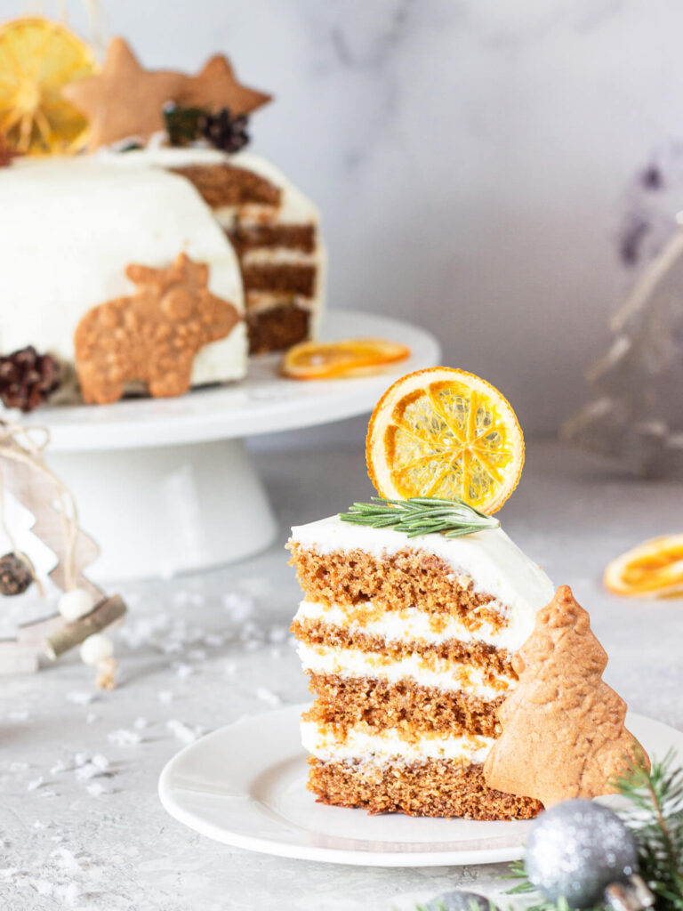 Lebkuchen-Torte mit Orangenmarmelade