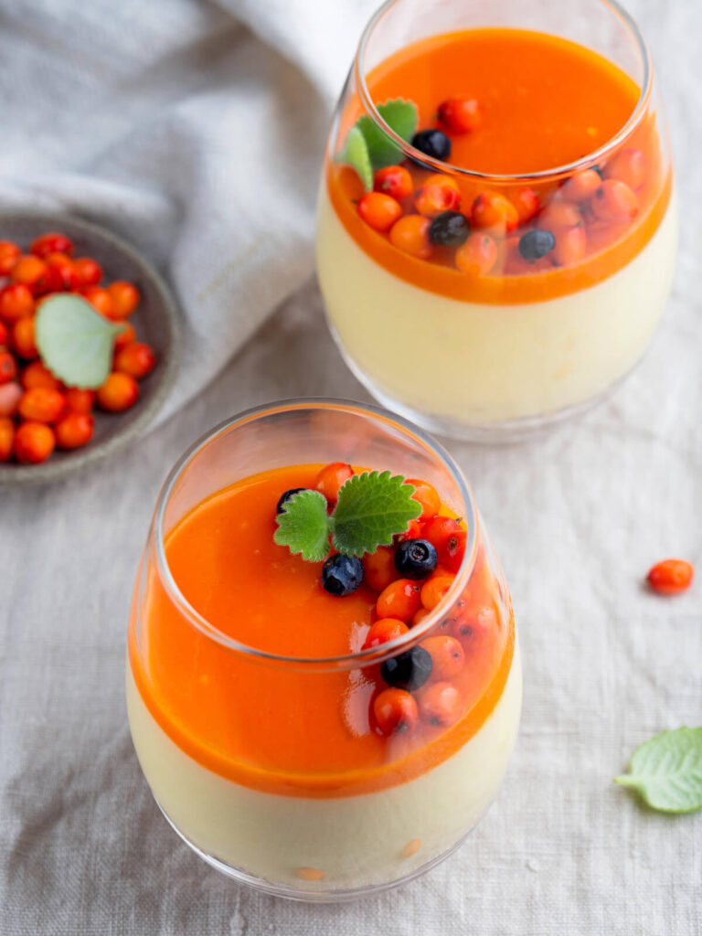 Mango-Cheesecake mit Sanddorn-Gelee im Glas (ohne Backen)