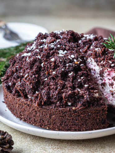 Maulwurfkuchen mit Kirschen (Maulwurfshügel-Torte)