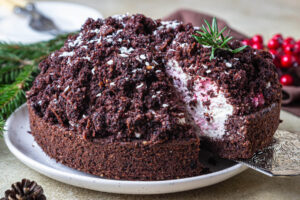 Maulwurfkuchen mit Kirschen (Maulwurfshügel-Torte)