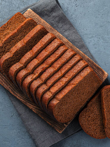 Roggen-Mischbrot aus Sauerteig-Resten