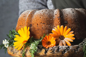 Kürbis-Gugelhupf mit Schokodrops