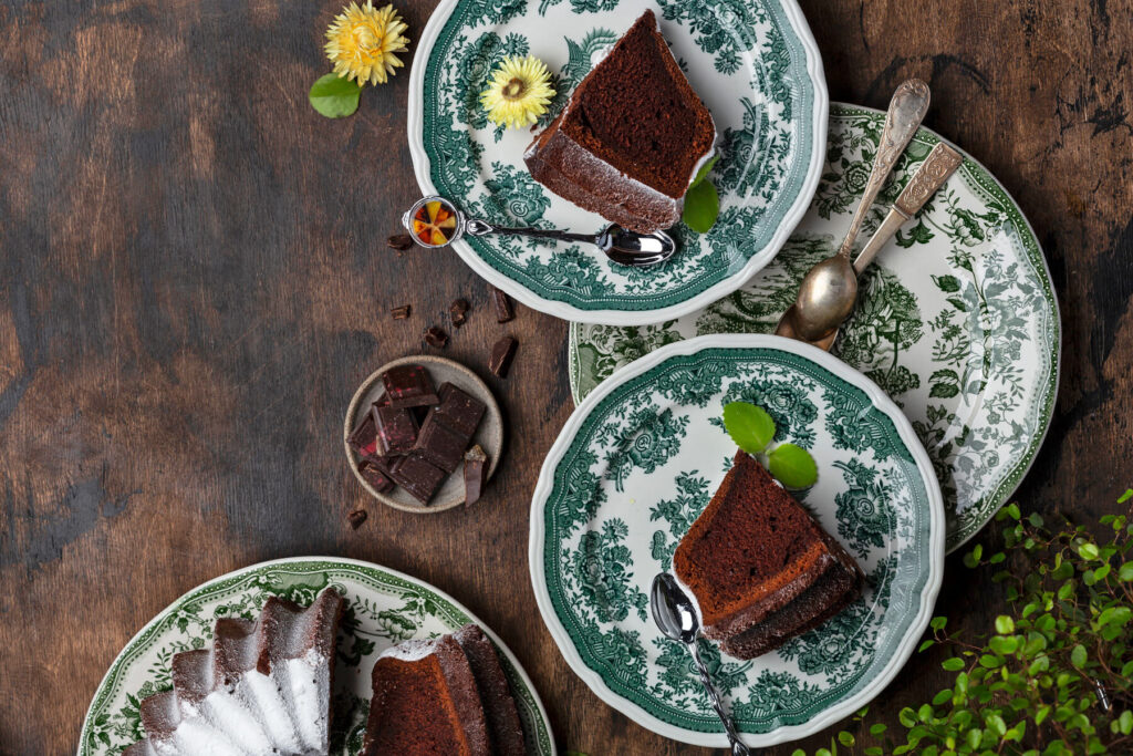 Saftiger Schokoladen-Bundt-Kuchen mit dunklem Bier