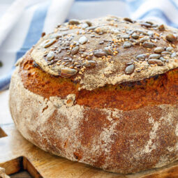 Saftiges Kürbisbrot mit Zimt und Gewürzen