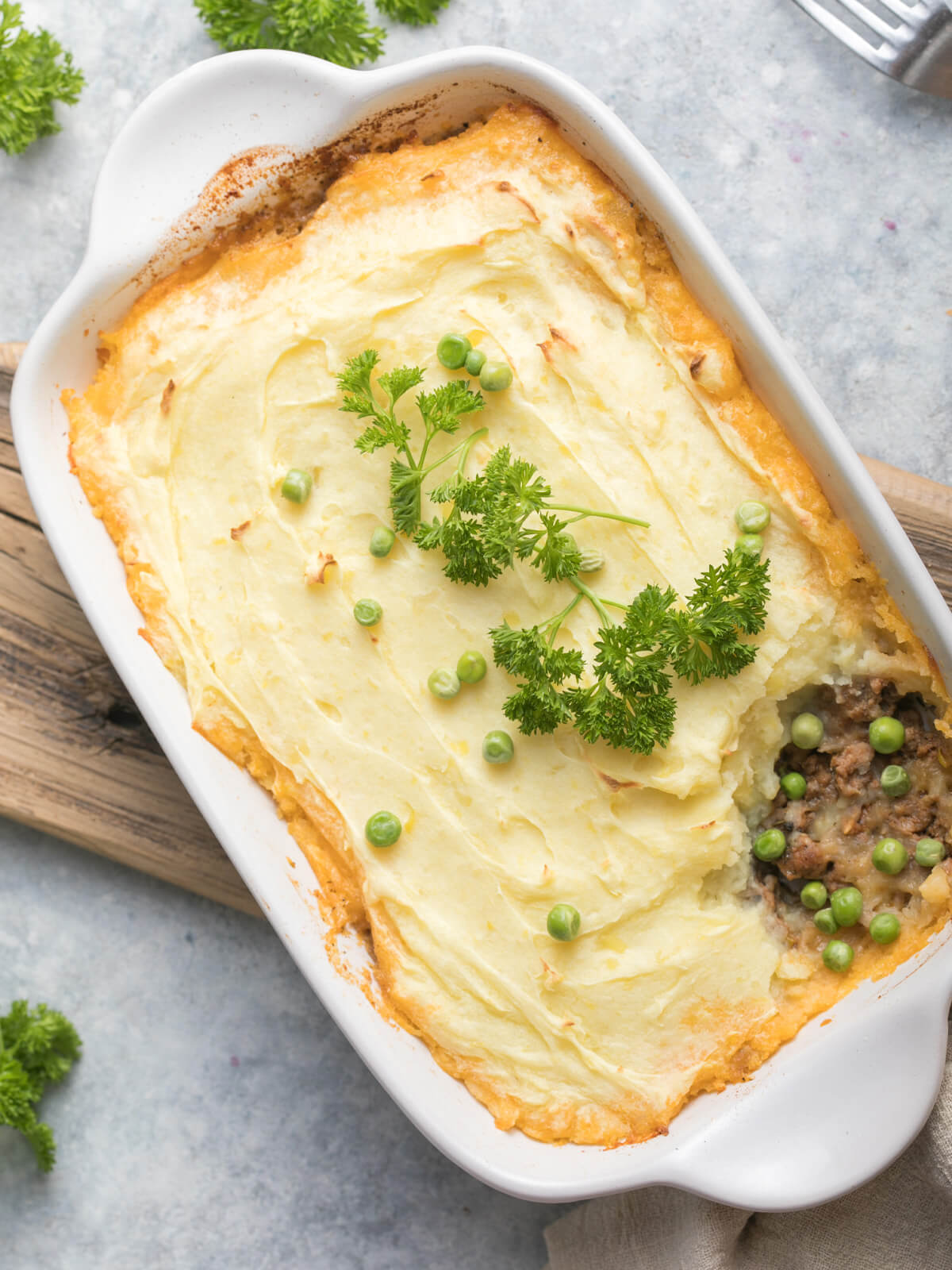 Shepherd's Pie - britischer Comfort-Food-Auflauf mit cremigem Kartoffelpüree