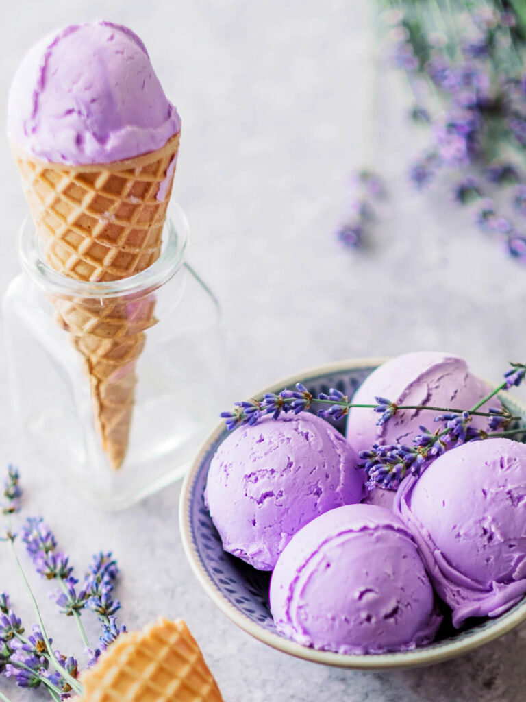 Veganes Lavendeleis – Cremiges pflanzliches Eis
