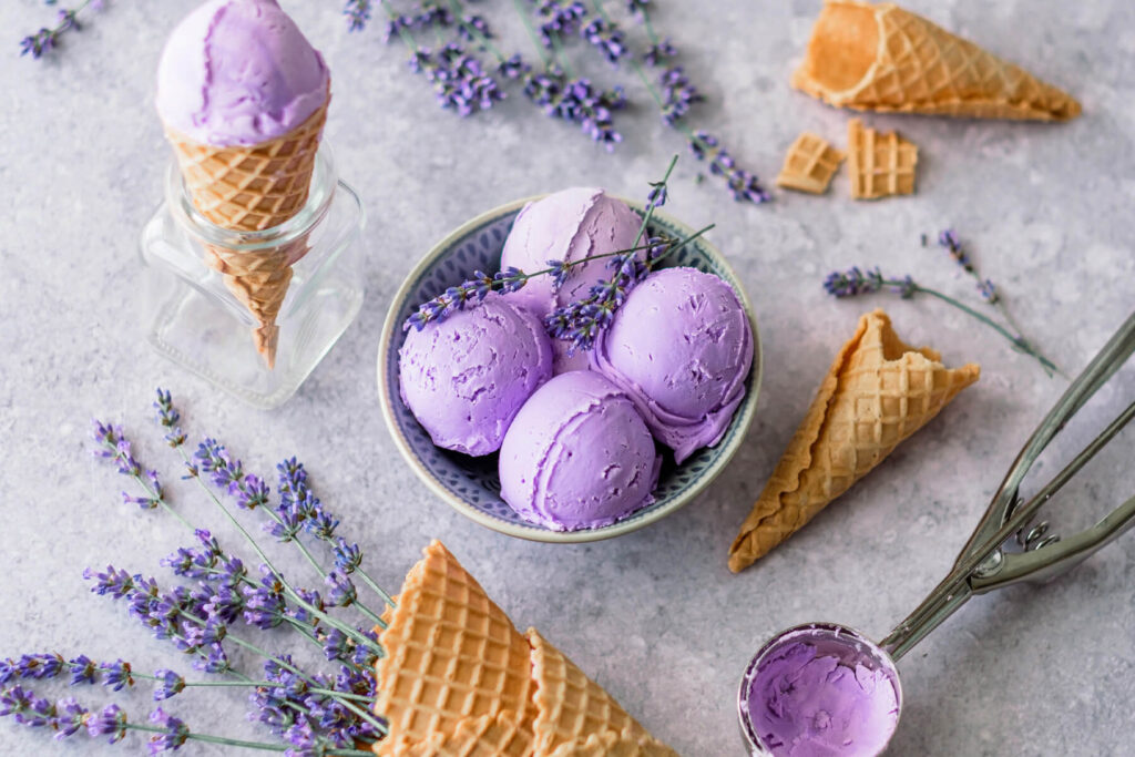 Veganes Lavendeleis – Cremiges pflanzliches Eis