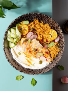 Zitroniges Risoni mit Hähnchen und Feta-Creme