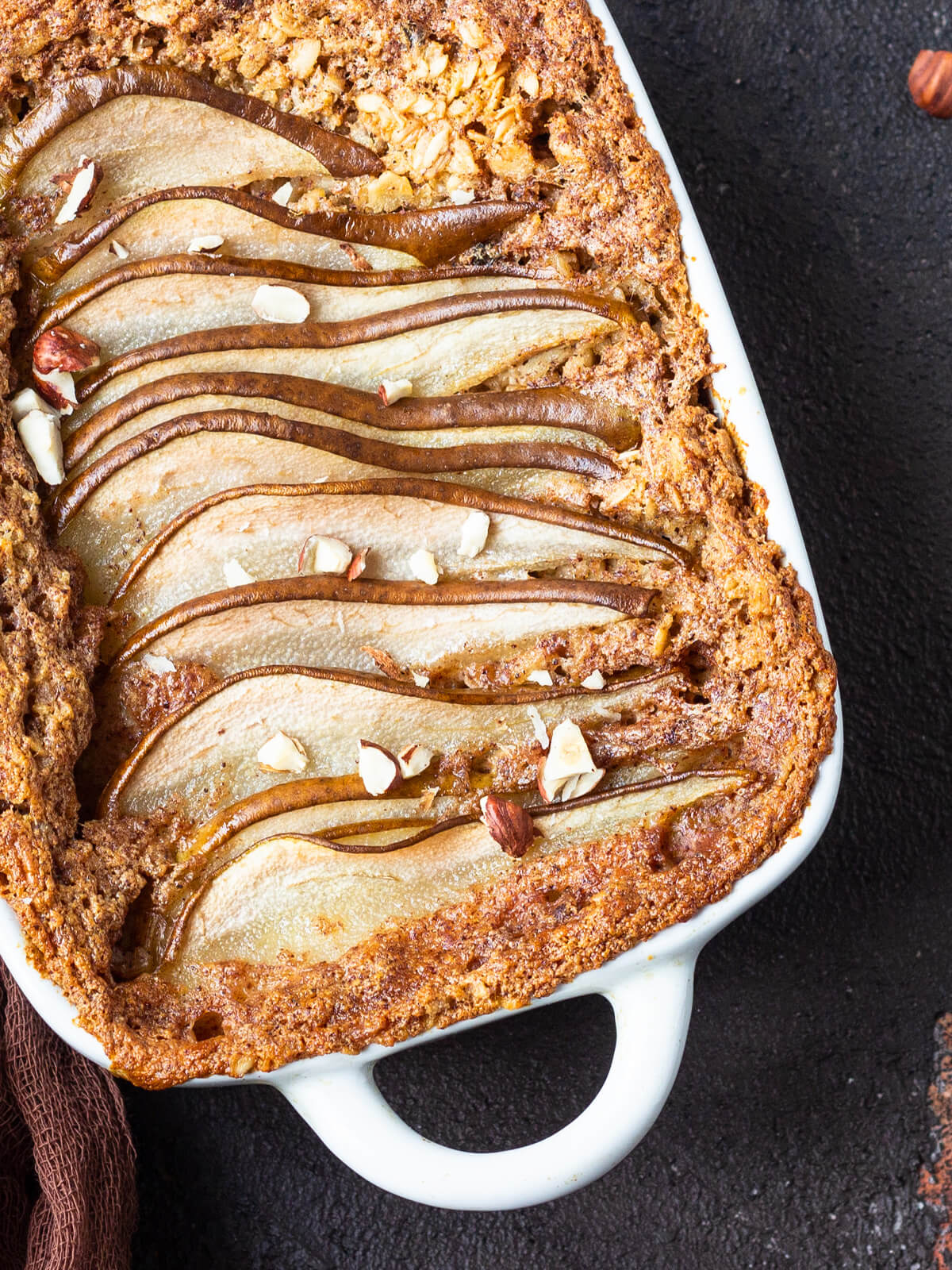 Gebackene Haferflocken mit Birne und Zimt (Baked Oatmeal)